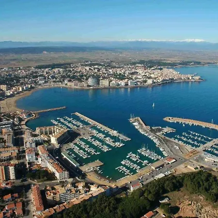 Apartment On Costa Brava By Sandy Beach * L' Escala